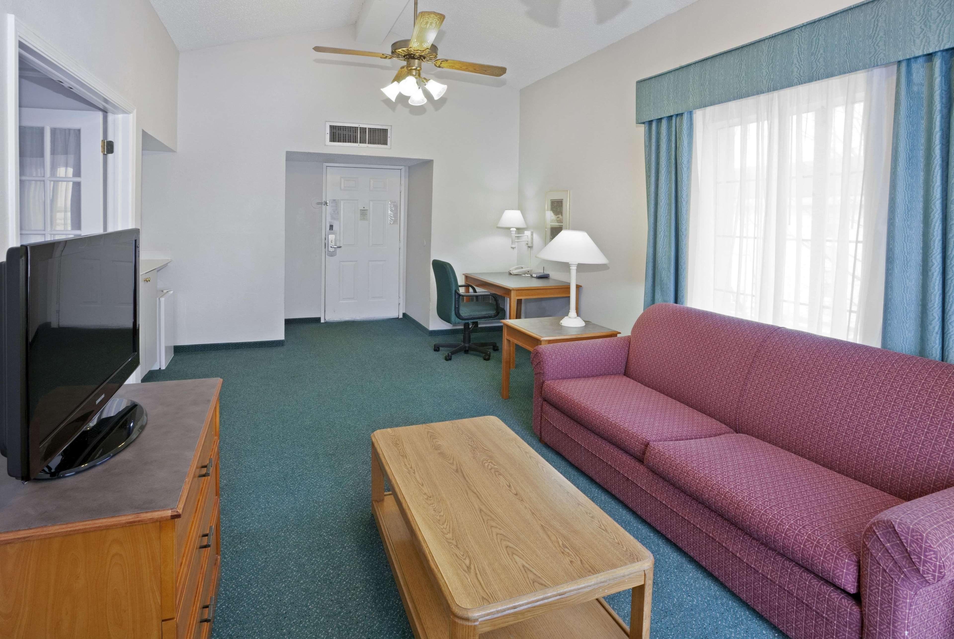 La Quinta Inn By Wyndham Omaha West Zewnętrze zdjęcie